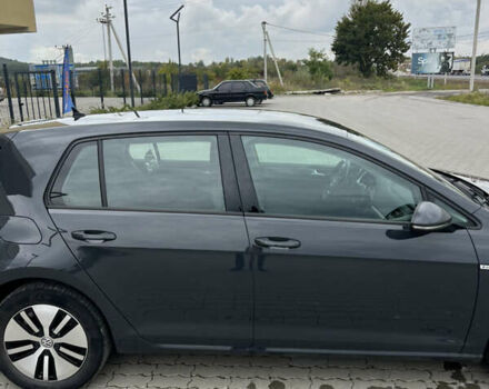 Серый Фольксваген e-Golf, объемом двигателя 0 л и пробегом 45 тыс. км за 14800 $, фото 9 на Automoto.ua