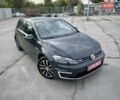 Серый Фольксваген e-Golf, объемом двигателя 0 л и пробегом 103 тыс. км за 13300 $, фото 5 на Automoto.ua