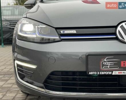 Серый Фольксваген e-Golf, объемом двигателя 0 л и пробегом 108 тыс. км за 13499 $, фото 5 на Automoto.ua