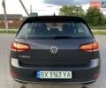 Серый Фольксваген e-Golf, объемом двигателя 0 л и пробегом 48 тыс. км за 14617 $, фото 37 на Automoto.ua