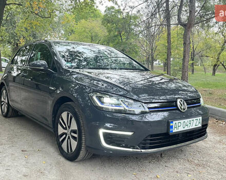 Серый Фольксваген e-Golf, объемом двигателя 0 л и пробегом 59 тыс. км за 15400 $, фото 1 на Automoto.ua
