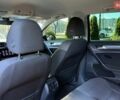 Серый Фольксваген e-Golf, объемом двигателя 0 л и пробегом 60 тыс. км за 17200 $, фото 24 на Automoto.ua