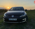 Серый Фольксваген e-Golf, объемом двигателя 0 л и пробегом 46 тыс. км за 15000 $, фото 1 на Automoto.ua
