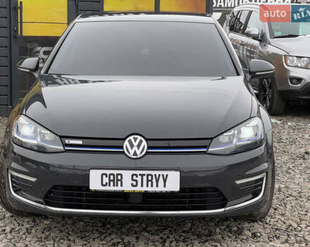 Серый Фольксваген e-Golf, объемом двигателя 0 л и пробегом 53 тыс. км за 12999 $, фото 6 на Automoto.ua
