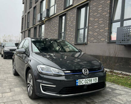 Серый Фольксваген e-Golf, объемом двигателя 0 л и пробегом 49 тыс. км за 14700 $, фото 42 на Automoto.ua