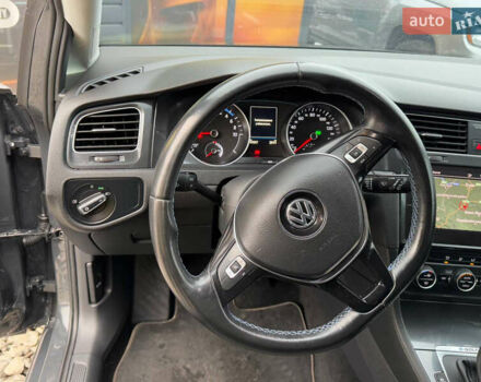 Серый Фольксваген e-Golf, объемом двигателя 0 л и пробегом 53 тыс. км за 12999 $, фото 60 на Automoto.ua