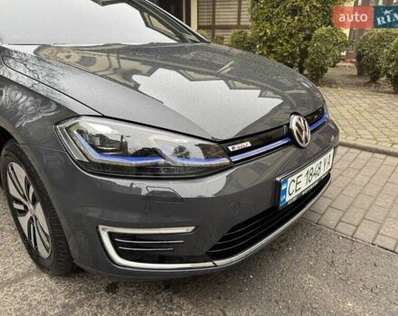 Серый Фольксваген e-Golf, объемом двигателя 0 л и пробегом 40 тыс. км за 15300 $, фото 9 на Automoto.ua