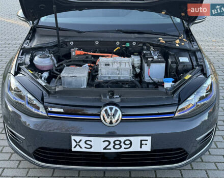 Сірий Фольксваген e-Golf, об'ємом двигуна 0 л та пробігом 51 тис. км за 13499 $, фото 45 на Automoto.ua