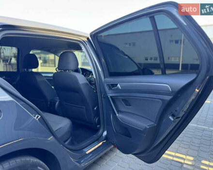 Серый Фольксваген e-Golf, объемом двигателя 0 л и пробегом 77 тыс. км за 13500 $, фото 16 на Automoto.ua