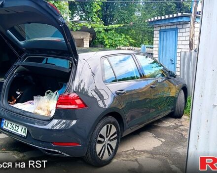 Сірий Фольксваген e-Golf, об'ємом двигуна 0 л та пробігом 28 тис. км за 16700 $, фото 3 на Automoto.ua