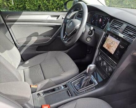 Серый Фольксваген e-Golf, объемом двигателя 0 л и пробегом 54 тыс. км за 16500 $, фото 33 на Automoto.ua