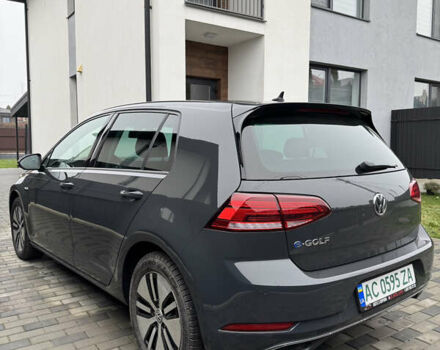Серый Фольксваген e-Golf, объемом двигателя 0 л и пробегом 57 тыс. км за 14600 $, фото 3 на Automoto.ua