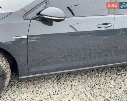 Серый Фольксваген e-Golf, объемом двигателя 0 л и пробегом 53 тыс. км за 12999 $, фото 15 на Automoto.ua