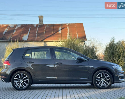 Сірий Фольксваген e-Golf, об'ємом двигуна 0 л та пробігом 51 тис. км за 13499 $, фото 22 на Automoto.ua