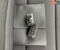 Серый Фольксваген e-Golf, объемом двигателя 0 л и пробегом 30 тыс. км за 14400 $, фото 63 на Automoto.ua