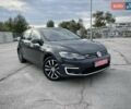 Серый Фольксваген e-Golf, объемом двигателя 0 л и пробегом 103 тыс. км за 13300 $, фото 1 на Automoto.ua