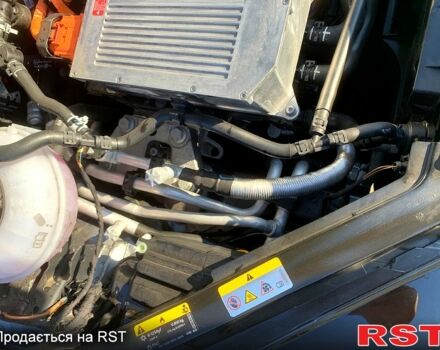 Серый Фольксваген e-Golf, объемом двигателя 0 л и пробегом 21 тыс. км за 16700 $, фото 10 на Automoto.ua