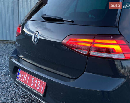 Серый Фольксваген e-Golf, объемом двигателя 0 л и пробегом 157 тыс. км за 12499 $, фото 31 на Automoto.ua