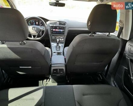 Сірий Фольксваген e-Golf, об'ємом двигуна 0 л та пробігом 92 тис. км за 13200 $, фото 6 на Automoto.ua