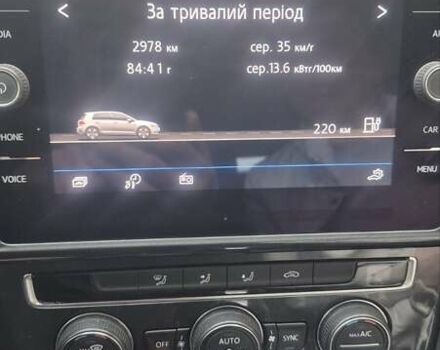 Сірий Фольксваген e-Golf, об'ємом двигуна 0 л та пробігом 67 тис. км за 15400 $, фото 23 на Automoto.ua