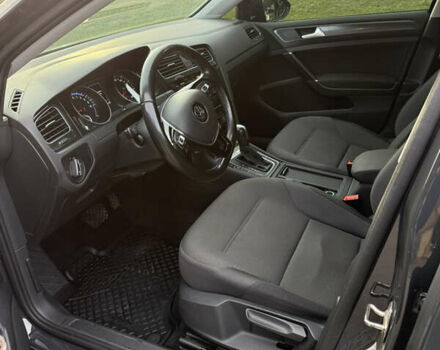 Серый Фольксваген e-Golf, объемом двигателя 0 л и пробегом 73 тыс. км за 14300 $, фото 16 на Automoto.ua