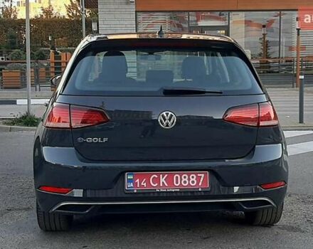 Серый Фольксваген e-Golf, объемом двигателя 0 л и пробегом 140 тыс. км за 12300 $, фото 11 на Automoto.ua