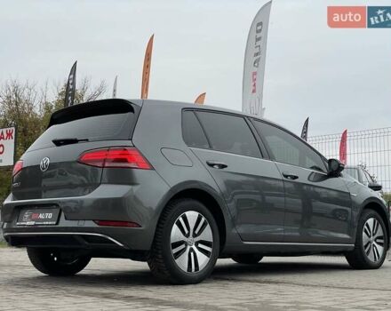 Серый Фольксваген e-Golf, объемом двигателя 0 л и пробегом 108 тыс. км за 13499 $, фото 14 на Automoto.ua