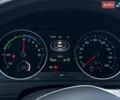 Серый Фольксваген e-Golf, объемом двигателя 0 л и пробегом 50 тыс. км за 14900 $, фото 9 на Automoto.ua