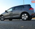 Серый Фольксваген e-Golf, объемом двигателя 0 л и пробегом 91 тыс. км за 13250 $, фото 29 на Automoto.ua
