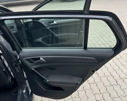 Серый Фольксваген e-Golf, объемом двигателя 0 л и пробегом 45 тыс. км за 14800 $, фото 46 на Automoto.ua