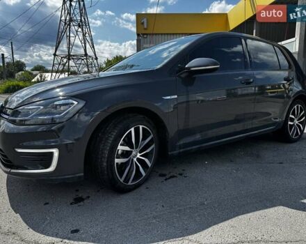 Сірий Фольксваген e-Golf, об'ємом двигуна 0 л та пробігом 92 тис. км за 13200 $, фото 3 на Automoto.ua