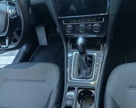 Сірий Фольксваген e-Golf, об'ємом двигуна 0 л та пробігом 55 тис. км за 15500 $, фото 10 на Automoto.ua