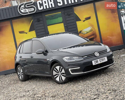 Серый Фольксваген e-Golf, объемом двигателя 0 л и пробегом 53 тыс. км за 12999 $, фото 1 на Automoto.ua