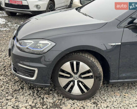 Серый Фольксваген e-Golf, объемом двигателя 0 л и пробегом 53 тыс. км за 12999 $, фото 14 на Automoto.ua