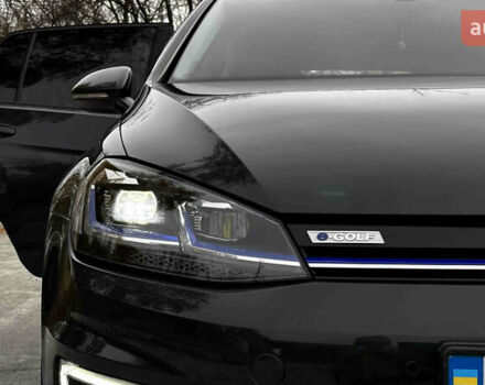 Сірий Фольксваген e-Golf, об'ємом двигуна 0 л та пробігом 64 тис. км за 13500 $, фото 20 на Automoto.ua