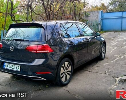 Серый Фольксваген e-Golf, объемом двигателя 0 л и пробегом 29 тыс. км за 16300 $, фото 1 на Automoto.ua