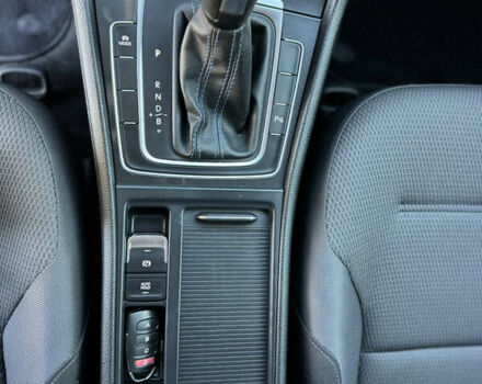 Серый Фольксваген e-Golf, объемом двигателя 0 л и пробегом 77 тыс. км за 13500 $, фото 14 на Automoto.ua