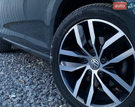 Серый Фольксваген e-Golf, объемом двигателя 0 л и пробегом 157 тыс. км за 12499 $, фото 6 на Automoto.ua