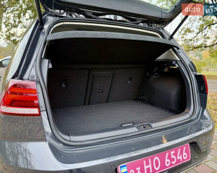 Фольксваген e-Golf 2020 в Кропивницком (Кировограде) на Automoto.ua Серый Фольксваген e-Golf, объемом двигателя 0 л и пробегом 125 тыс. км за 14550 $, фото 19 на Automoto.ua