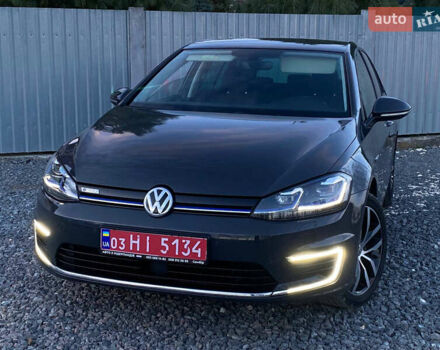 Серый Фольксваген e-Golf, объемом двигателя 0 л и пробегом 157 тыс. км за 12499 $, фото 13 на Automoto.ua