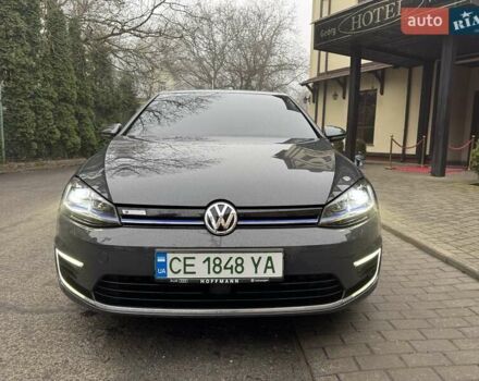 Серый Фольксваген e-Golf, объемом двигателя 0 л и пробегом 40 тыс. км за 15300 $, фото 24 на Automoto.ua