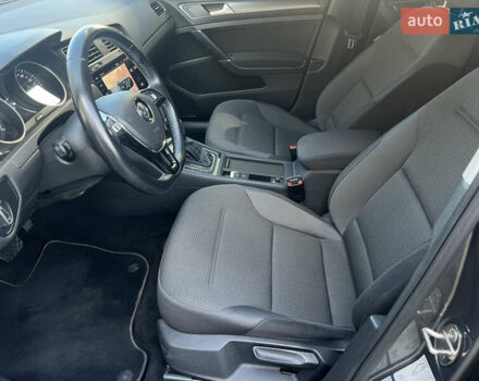 Серый Фольксваген e-Golf, объемом двигателя 0 л и пробегом 67 тыс. км за 12999 $, фото 15 на Automoto.ua
