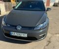 Серый Фольксваген e-Golf, объемом двигателя 0 л и пробегом 50 тыс. км за 16900 $, фото 1 на Automoto.ua