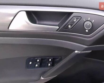 Серый Фольксваген e-Golf, объемом двигателя 0 л и пробегом 140 тыс. км за 12300 $, фото 13 на Automoto.ua