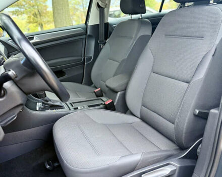 Фольксваген e-Golf 2020 в Кропивницком (Кировограде) на Automoto.ua Серый Фольксваген e-Golf, объемом двигателя 0 л и пробегом 125 тыс. км за 14550 $, фото 32 на Automoto.ua