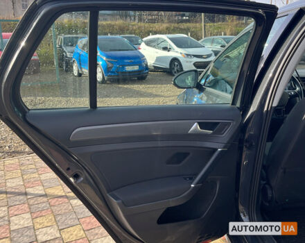 Сірий Фольксваген e-Golf, об'ємом двигуна 36 л та пробігом 58 тис. км за 15300 $, фото 14 на Automoto.ua