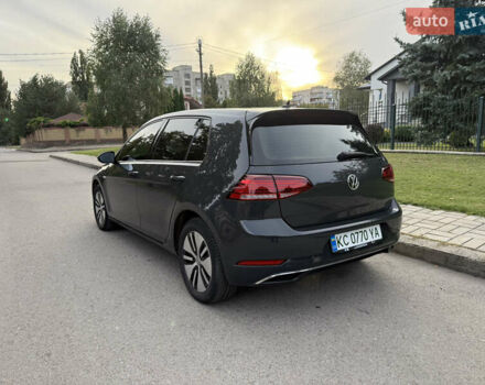 Серый Фольксваген e-Golf, объемом двигателя 0 л и пробегом 73 тыс. км за 14300 $, фото 7 на Automoto.ua