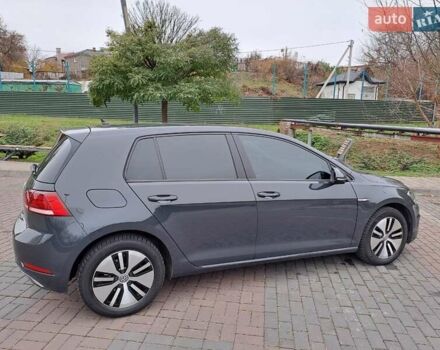 Серый Фольксваген e-Golf, объемом двигателя 0 л и пробегом 54 тыс. км за 16500 $, фото 9 на Automoto.ua