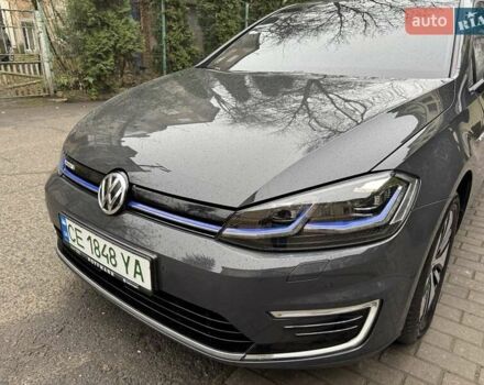 Серый Фольксваген e-Golf, объемом двигателя 0 л и пробегом 40 тыс. км за 15300 $, фото 15 на Automoto.ua
