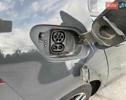 Серый Фольксваген e-Golf, объемом двигателя 0 л и пробегом 103 тыс. км за 13300 $, фото 37 на Automoto.ua